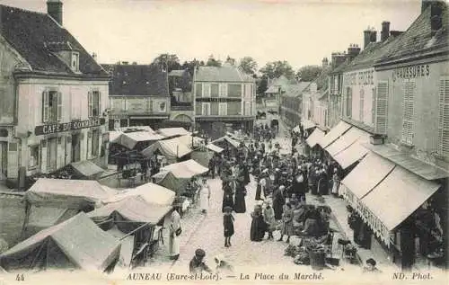 AK / Ansichtskarte  Auneau_28_Eure-et-Loir Place du Marché