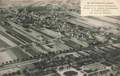 AK / Ansichtskarte  Mourmelon-le-Grand_51 Le Pavillon du Général Commandant d'armes Baraquements du Camp de Châlons vue aérienne