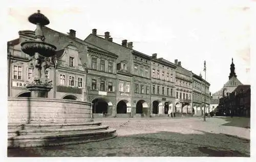 AK / Ansichtskarte  Jaromer_Jaromir_CZ Namesti Marktplatz Brunnen