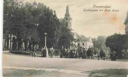 AK / Ansichtskarte  Franzensbad_Boehmen_FRANTISKOVY_LAZNE_CZ Kirchenplatz mit Hotel Kreuz