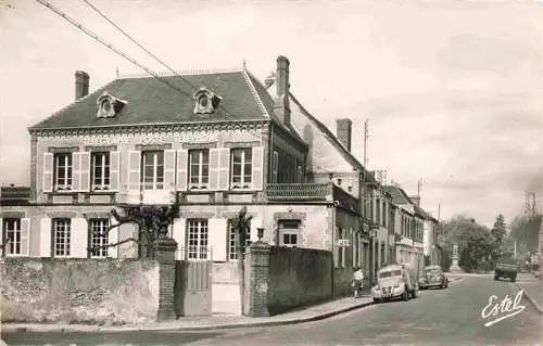 AK / Ansichtskarte  Senonches_28_Eure-et-Loir Le Bureau de Postes Rue de la Gare
