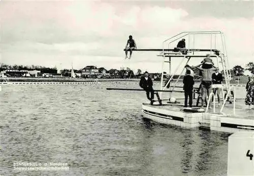 AK / Ansichtskarte 73975762 Bensersiel_Esens Seewasserschwimmbecken Sprungturm