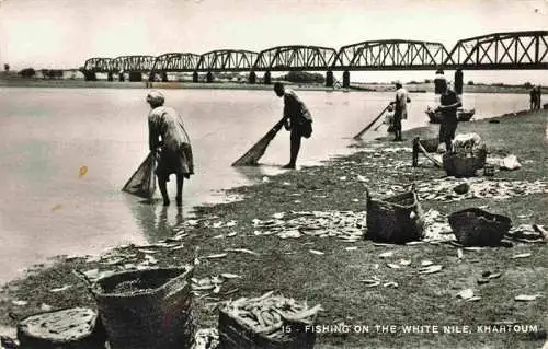 AK / Ansichtskarte  Khartoum_Khartum_Sudan Fishing on the white Nile