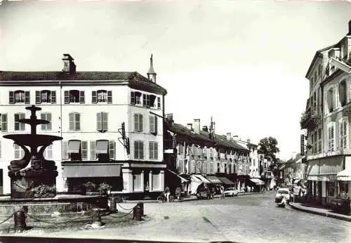 AK / Ansichtskarte  Remiremont_Romberg_88_Vosges PLace de la Courtine et Fontaine