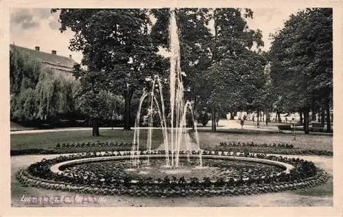 AK / Ansichtskarte  Breclav_Lundenburg_CZ Park Brunnen Fontaene