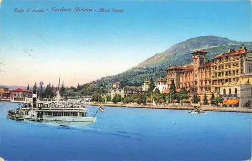 AK / Ansichtskarte 73976366 Gardone_Riviera_di_Garda_IT Hôtel Savoy Dampfer Ansicht vom See aus
