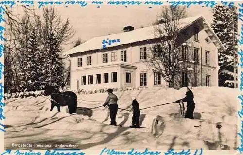 AK / Ansichtskarte 73976649 Undersaker_Sweden Bergstedts Pensionat im Winter Skijoering