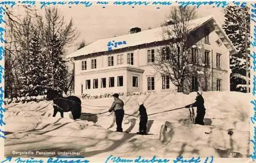 AK / Ansichtskarte  Undersaker_Sweden Bergstedts Pensionat im Winter Skijoering