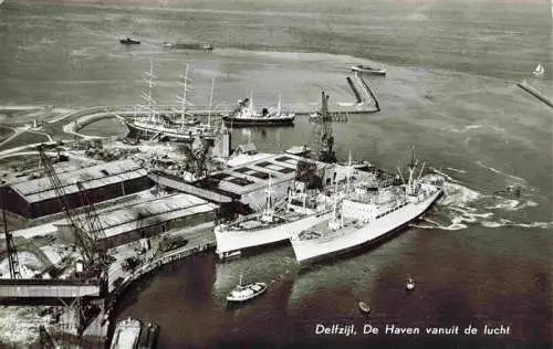 AK / Ansichtskarte  Delfzijl_Delfzyl_NL De Haven vanuit de lucht