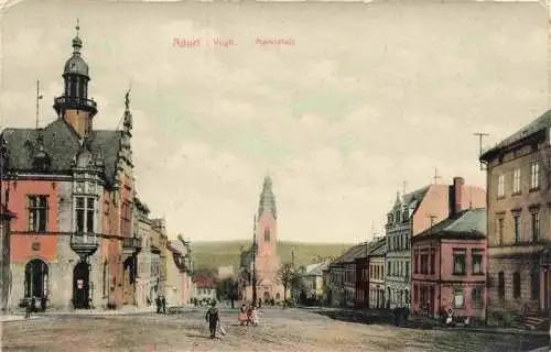 AK / Ansichtskarte  Adorf__Vogtland Marktplatz Blick zur Kirche