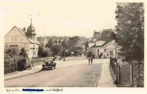 AK / Ansichtskarte  Hahnenklee-Bockswiese_Harz Strassenpartie mit Rathaus