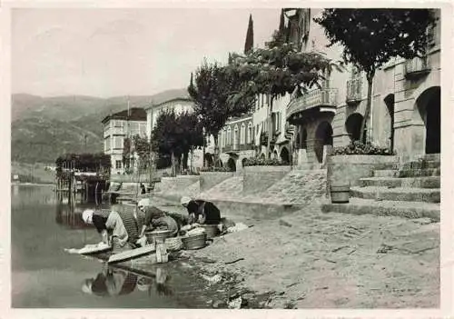 AK / Ansichtskarte  Morcote_Lago_di_Lugano_TI Waschfrauen am Seeufer