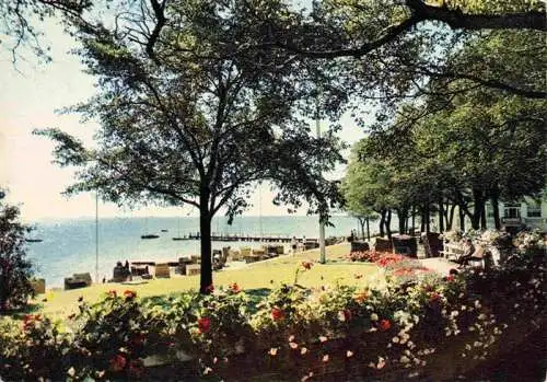 AK / Ansichtskarte  WYK__FoeHR_Nordfriesland Parkanlagen Blick zum Strand