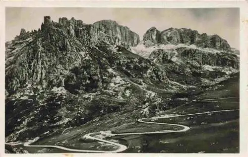 AK / Ansichtskarte  Pordoi_Passo_Pordoipass_2239m_Canazei_Trento_IT Gebirgspass Dolomiten