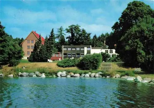 AK / Ansichtskarte  Malente-Gremsmuehlen Gustav-Heinemann-Bildungsstaette am Wasser