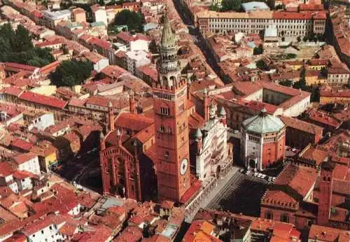 AK / Ansichtskarte  Cremona_Lombardia_IT Duomo e Battistero Torrazzo veduta aerea