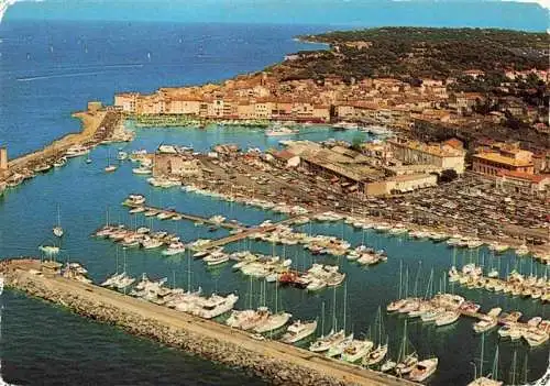 AK / Ansichtskarte  Saint_Tropez_Var Vue aérienne du port