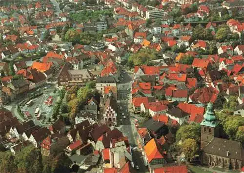 AK / Ansichtskarte  BAD_SALZUFLEN Innenstadt mit Salzhof altem Rathaus und Stadtkirche