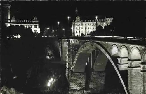 AK / Ansichtskarte  LUXEMBOURG__Luxemburg Pont Adolphe avec Siege du Plan Schumann et Caisse d'Epargne