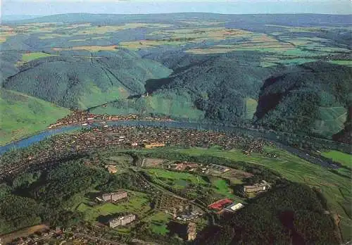 AK / Ansichtskarte  BERNKASTEL-KUES_Berncastel Fliegeraufnahme mit Rehazentrum an der Mosel