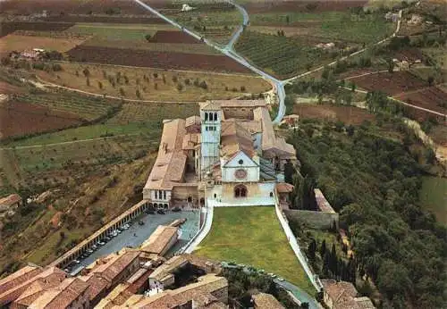 AK / Ansichtskarte 73980792 Assisi_Umbria Basilica di San Francesco Fliegeraufnahme