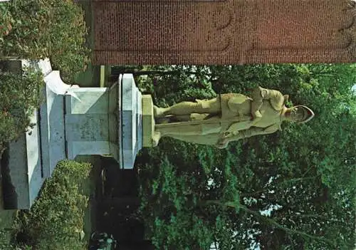 AK / Ansichtskarte 73980978 Barneveld_Gelderland_NL Standbeeld Jan van Schaffelaar Denkmal Statue