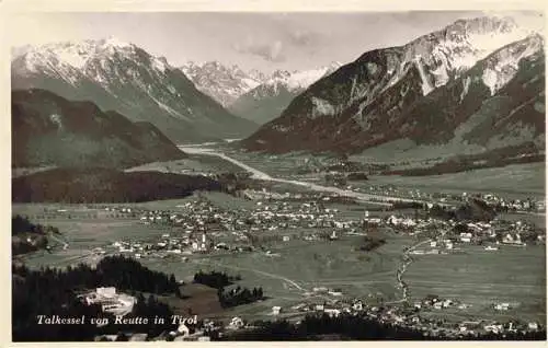 AK / Ansichtskarte 73981067 Reutte_Tirol_AT Talkessel Panorama