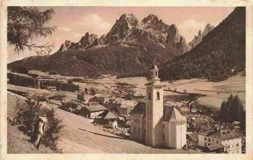 AK / Ansichtskarte  Sexten_Sesto_Suedtirol_IT Panorama Kirche Blick gegen das Fischleintal mit Elfer und Zwoelfer