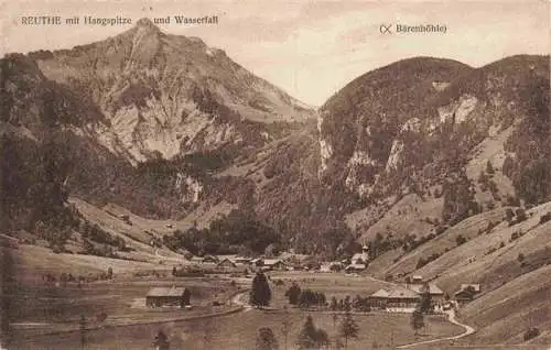 AK / Ansichtskarte  Reuthe_Vorarlberg_AT Panorama mit Hangspitze und Wasserfall Baerenhoehle