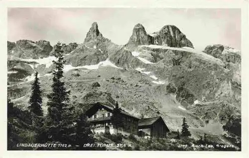 AK / Ansichtskarte 73981646 Lindauerhuette_1770m_Gauertal_Vorarlberg_AT Berghuette mit Drei Tuermen Gebirgspanorama