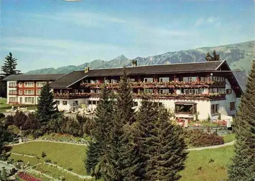 AK / Ansichtskarte  Sonthofen__Oberallgaeu Kur und Sporthotel Allgaeuer Berghof mit Alpe Eck