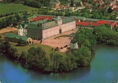 AK / Ansichtskarte 73981737 Schleswig_Schlei_Erfde_Schleswig-Holstein Schloss Gottorf mit Burgsee Fliegeraufnahme