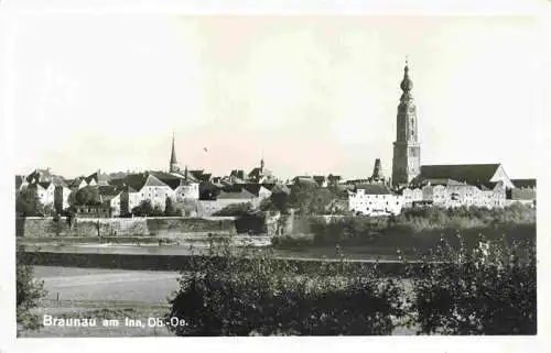 AK / Ansichtskarte  Braunau___Inn_Oberoesterreich_AT Blick ueber den Inn zur Kirche