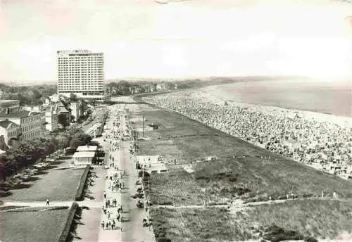 AK / Ansichtskarte  Warnemuende_Ostseebad Blick auf Promenade und Hotel Neptun