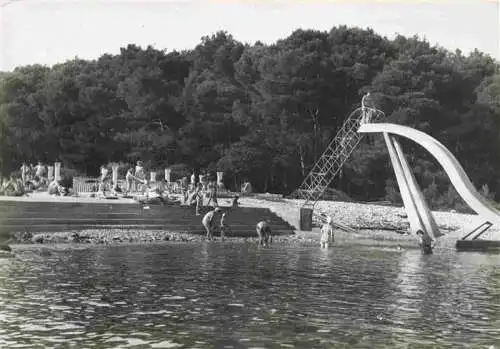 AK / Ansichtskarte  Rovinj_Rovigno_Istrien_Croatia Strand Rutschbahn