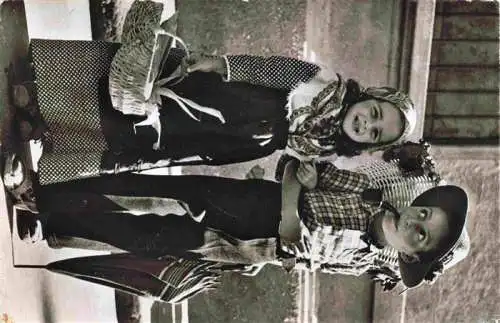 AK / Ansichtskarte  Ticino_Tessin_Region Kinder in Landestrachten