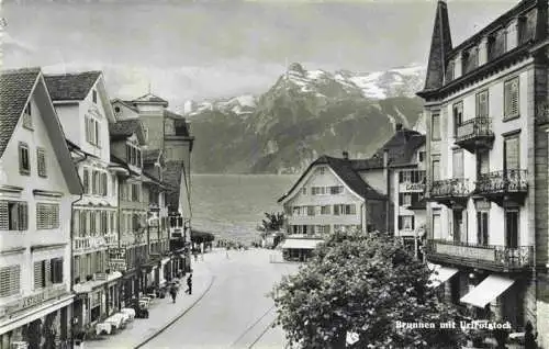 AK / Ansichtskarte  Brunnen__SZ mit Urirotsock