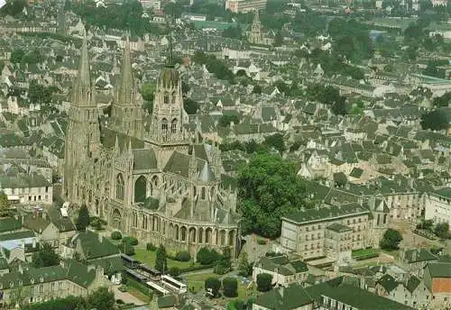 AK / Ansichtskarte  Bayeux_14_Calvados Cathédrale Notre-Dame vue aérienne