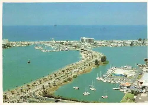 AK / Ansichtskarte  Clearwater_Florida Scenic causeway winding toward the beach aerial view