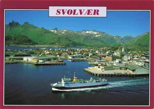 AK / Ansichtskarte 73984160 Svolvaer_Norge Panorama Hafen Faehre Berge