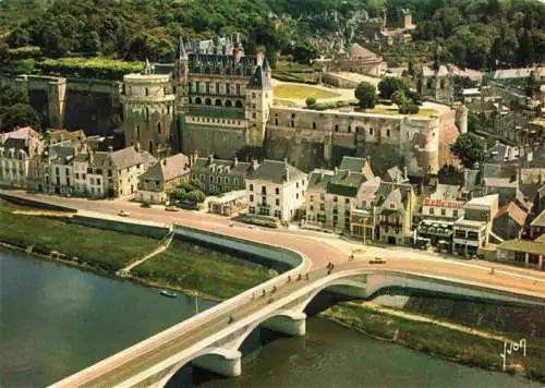 AK / Ansichtskarte  Amboise_37_Indre-et-Loire Château et le pont su la Loire Collection Couleurs et Lumière de France vue aérienne