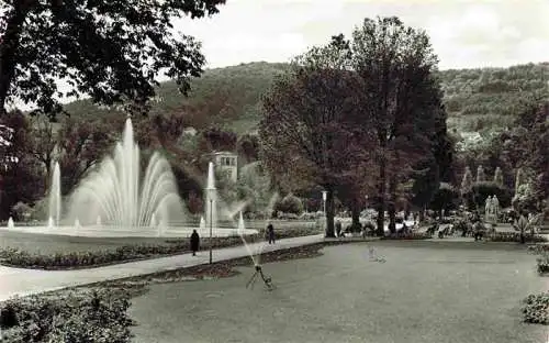 AK / Ansichtskarte 73984441 BAD_KIssINGEN Rosengarten mit Wasserspielen