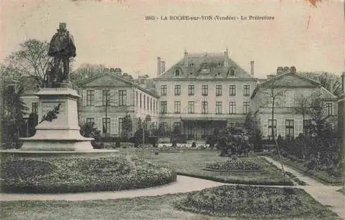 AK / Ansichtskarte  LA_ROCHE-SUR-YON_85_Vendee La Préfecture Monument