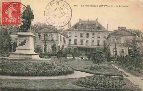 AK / Ansichtskarte  LA_ROCHE-SUR-YON_85_Vendee La Préfecture Monument