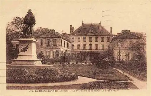 AK / Ansichtskarte  LA_ROCHE-SUR-YON_85_Vendee La Préfecture Statue de Paul Baudry