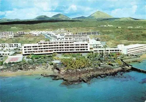 AK / Ansichtskarte  Lanzarote_Kanarische Inseln_ES Puerto del Carmen Hotel Los Fariones Fliegeraufnahme