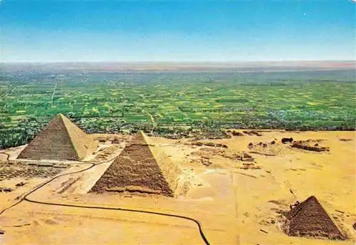 AK / Ansichtskarte 73985584 Gizeh_Giza_Egypt Fliegeraufnahme der Pyramiden
