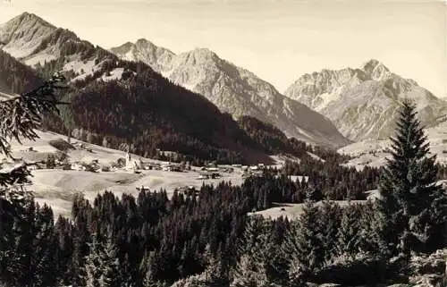 AK / Ansichtskarte 73986290 Riezlern_Kleinwalsertal_Vorarlberg mit Elfer und Zwoelfer