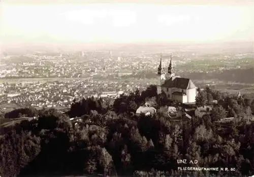 AK / Ansichtskarte 73986324 LINZ_DONAU_AT Fliegeraufnahme mit Kirche