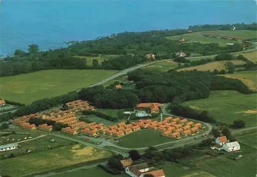 AK / Ansichtskarte  Allinge_Bornholm_DK Storlokke Hotel og Restaurant Fliegeraufnahme